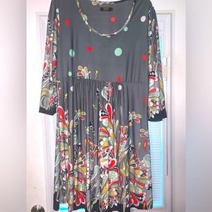 Tunic with beautiful colors and pattern